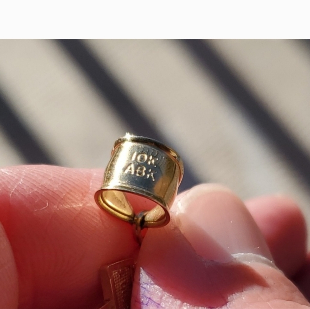 10K GOLD  Crusifix Pendant Black Onyx Gold - Picture 3 of 8